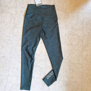 Lorna Jane full length black and green leggings